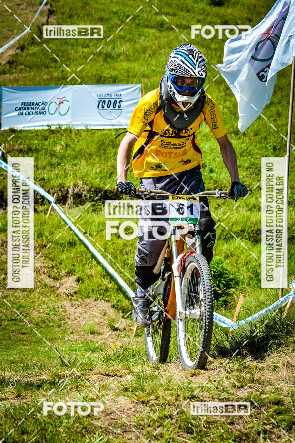 Buy your photos of the eventSul Brasileiro de Downhill on Fotop