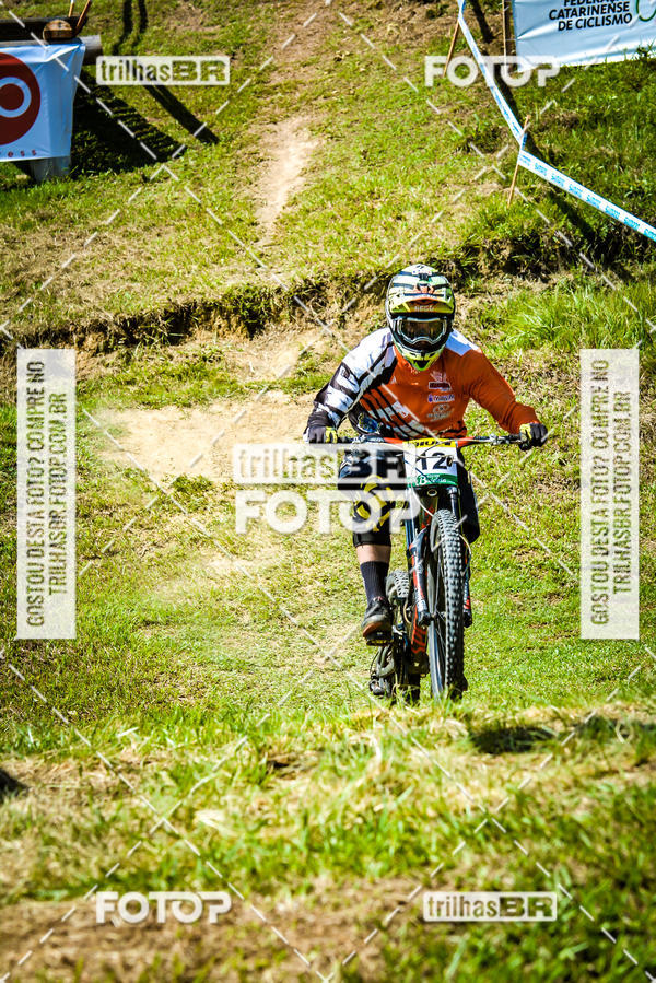 Buy your photos of the eventSul Brasileiro de Downhill on Fotop
