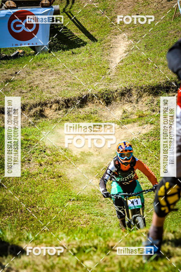 Buy your photos of the eventSul Brasileiro de Downhill on Fotop