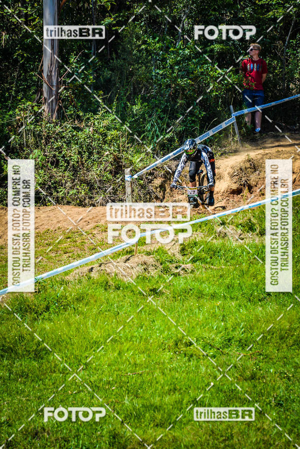 Buy your photos of the eventSul Brasileiro de Downhill on Fotop