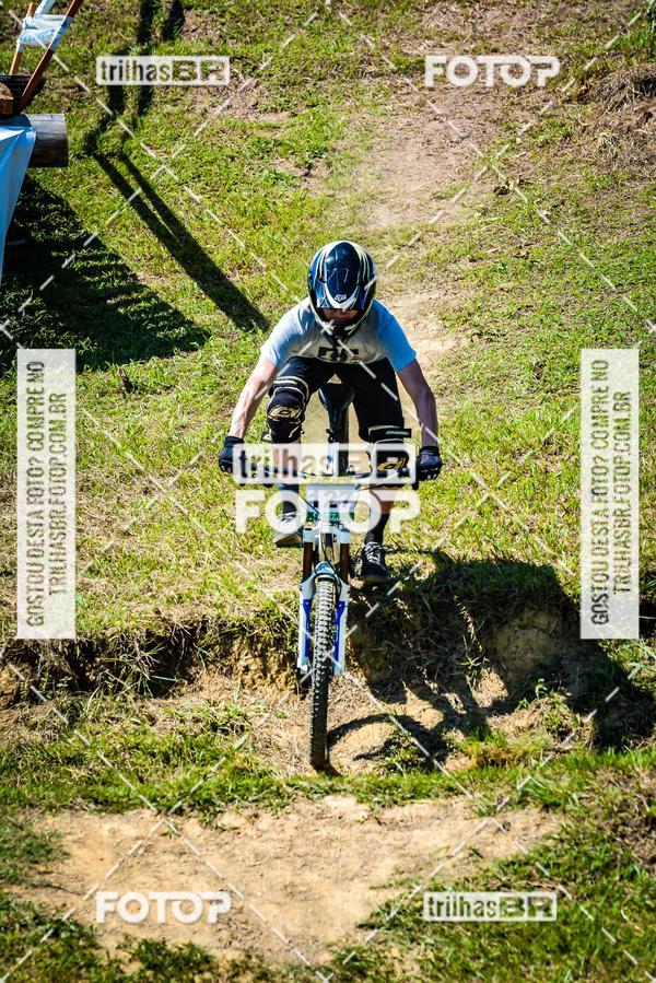 Buy your photos of the eventSul Brasileiro de Downhill on Fotop