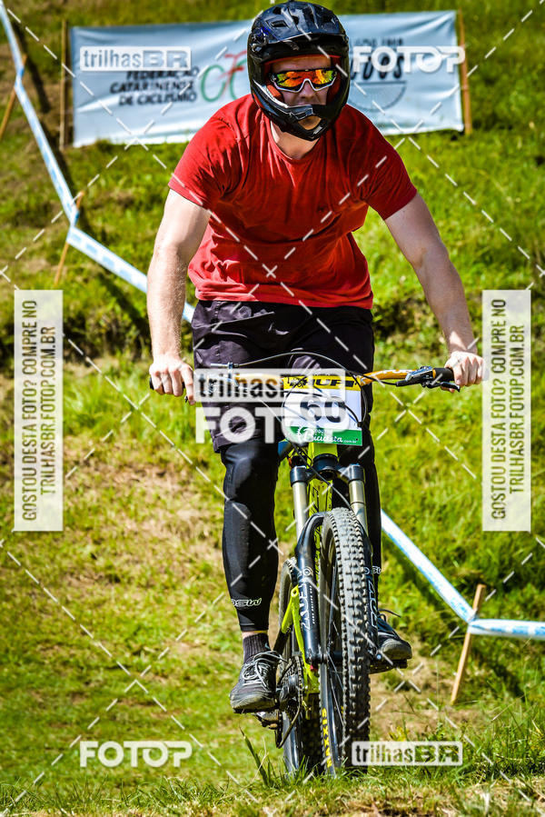 Buy your photos of the eventSul Brasileiro de Downhill on Fotop