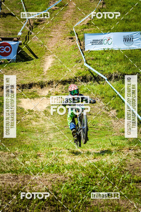 Buy your photos of the eventSul Brasileiro de Downhill on Fotop