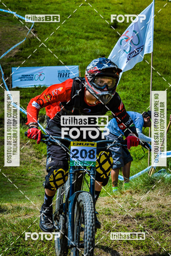 Buy your photos of the eventSul Brasileiro de Downhill on Fotop