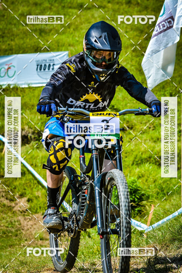 Buy your photos of the eventSul Brasileiro de Downhill on Fotop