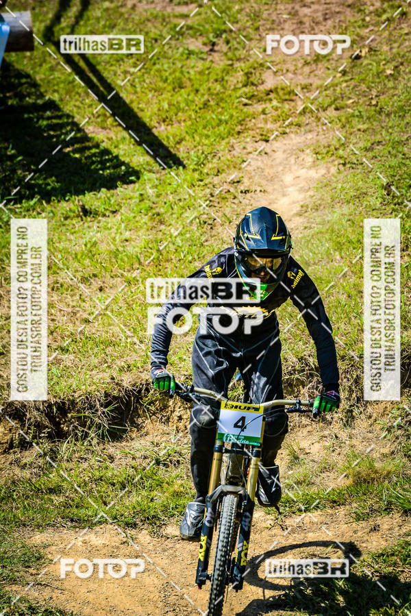 Buy your photos of the eventSul Brasileiro de Downhill on Fotop