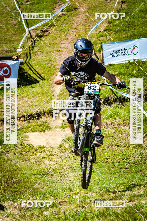 Buy your photos of the eventSul Brasileiro de Downhill on Fotop