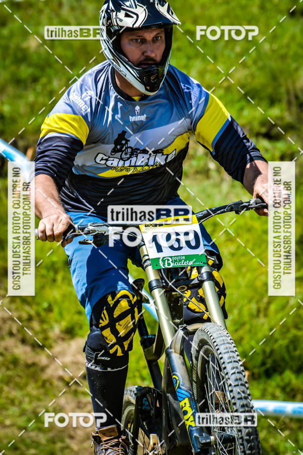 Buy your photos of the eventSul Brasileiro de Downhill on Fotop