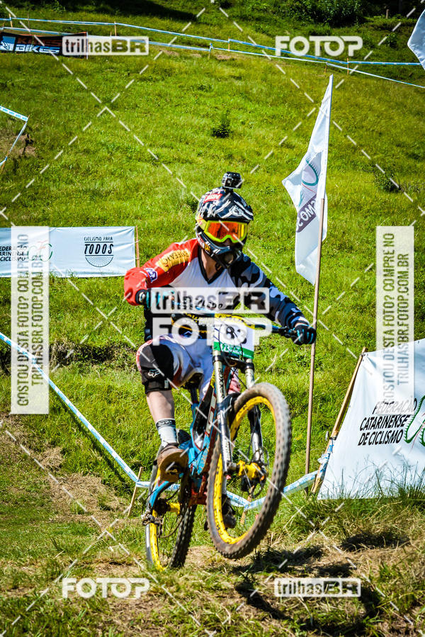 Buy your photos of the eventSul Brasileiro de Downhill on Fotop