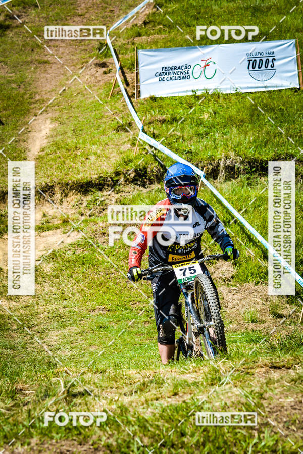 Buy your photos of the eventSul Brasileiro de Downhill on Fotop
