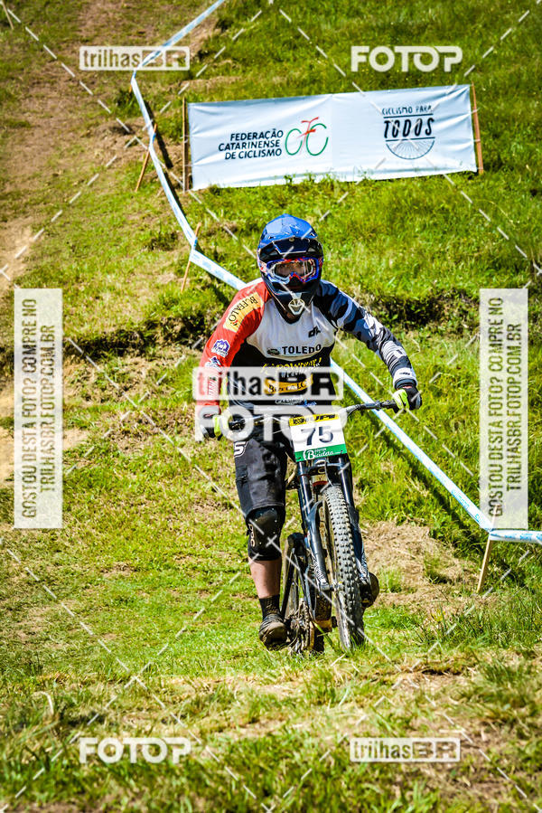 Buy your photos of the eventSul Brasileiro de Downhill on Fotop