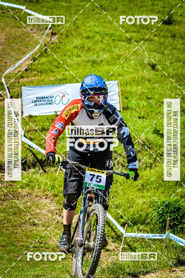 Buy your photos of the eventSul Brasileiro de Downhill on Fotop