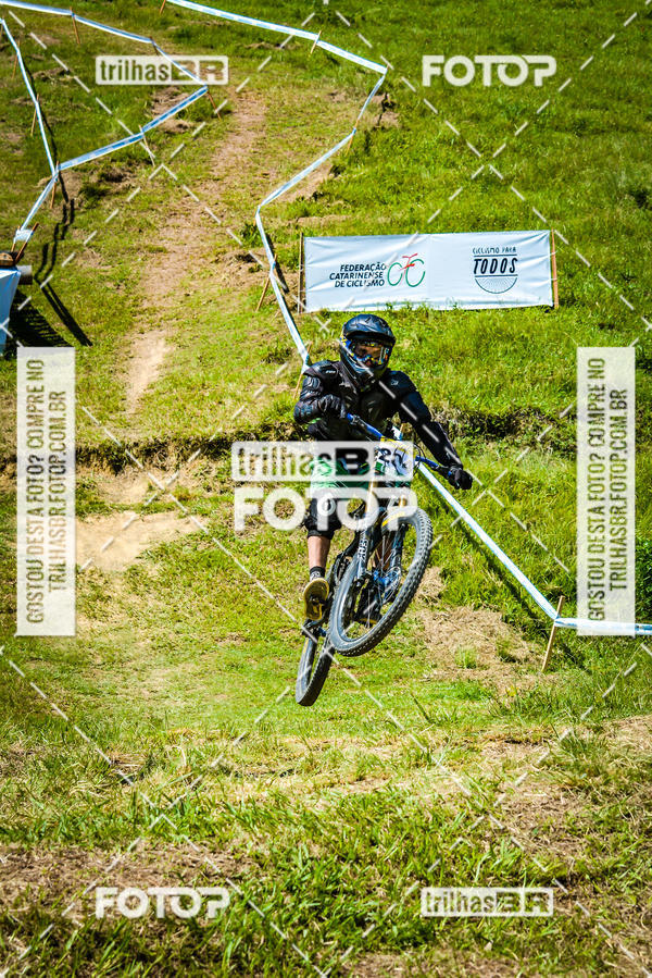 Buy your photos of the eventSul Brasileiro de Downhill on Fotop