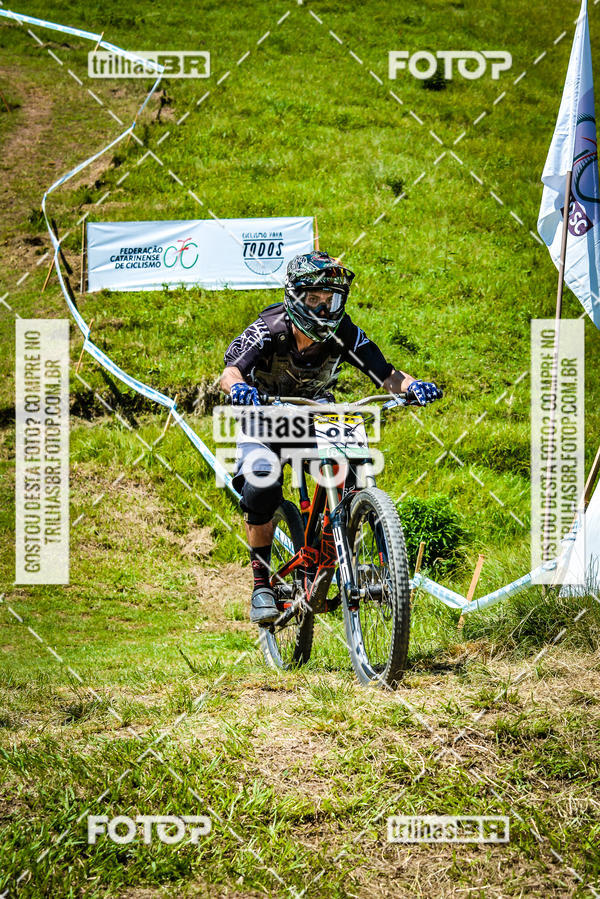 Buy your photos of the eventSul Brasileiro de Downhill on Fotop