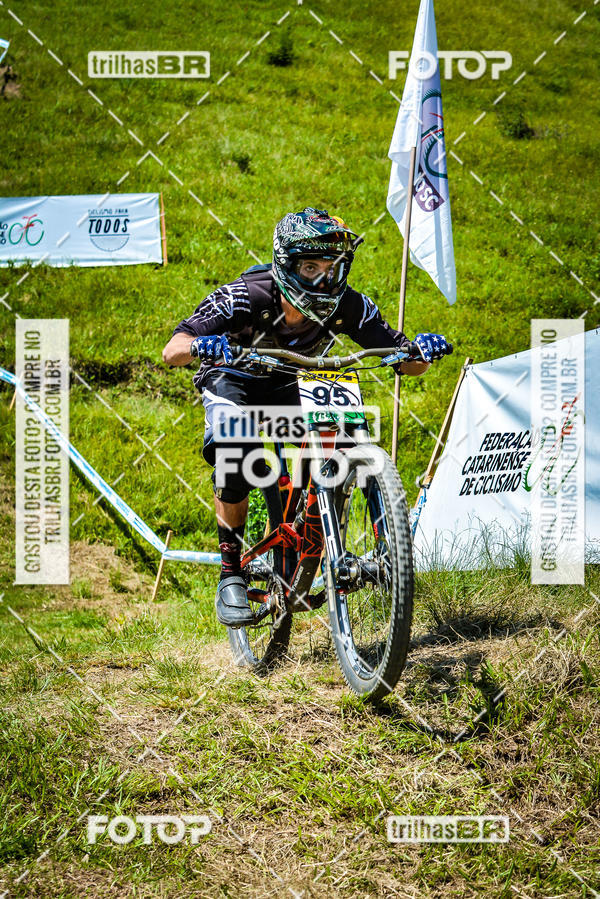 Buy your photos of the eventSul Brasileiro de Downhill on Fotop