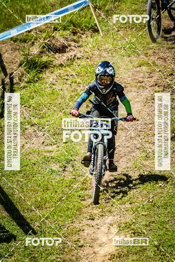 Buy your photos of the eventSul Brasileiro de Downhill on Fotop
