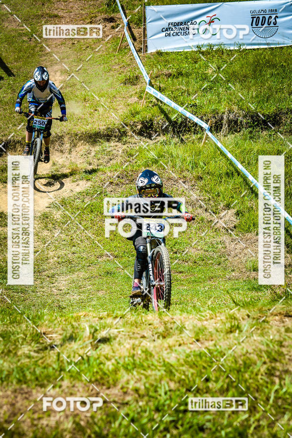 Buy your photos of the eventSul Brasileiro de Downhill on Fotop