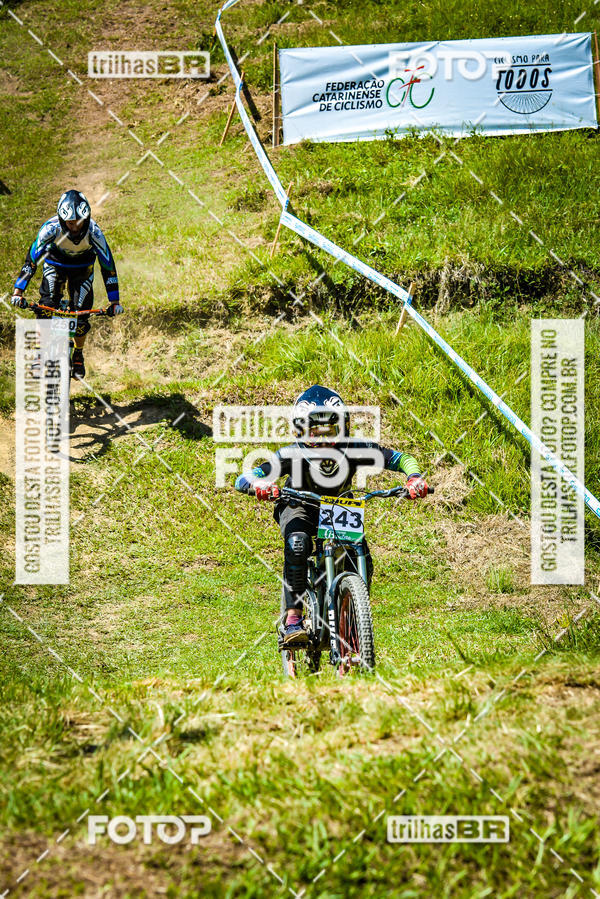 Buy your photos of the eventSul Brasileiro de Downhill on Fotop