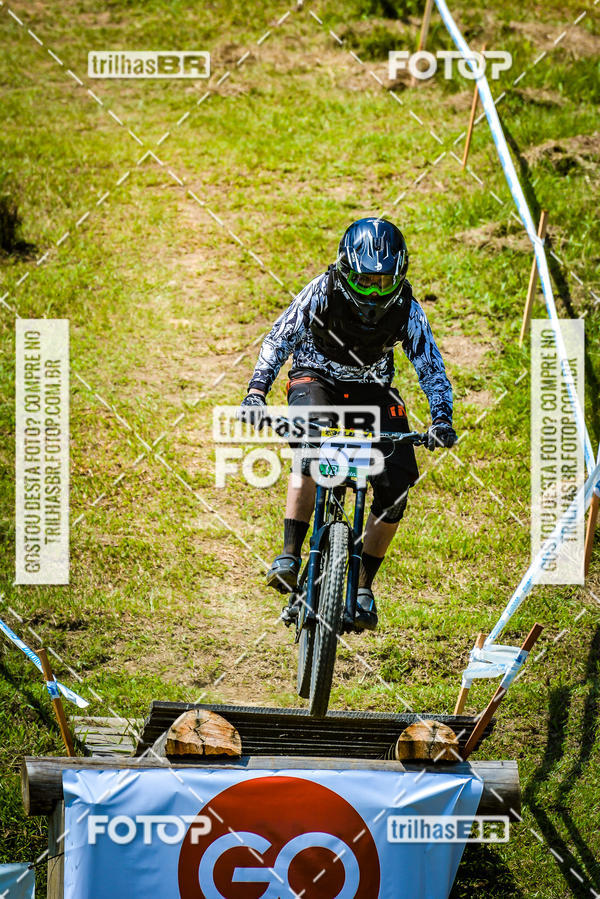 Buy your photos of the eventSul Brasileiro de Downhill on Fotop