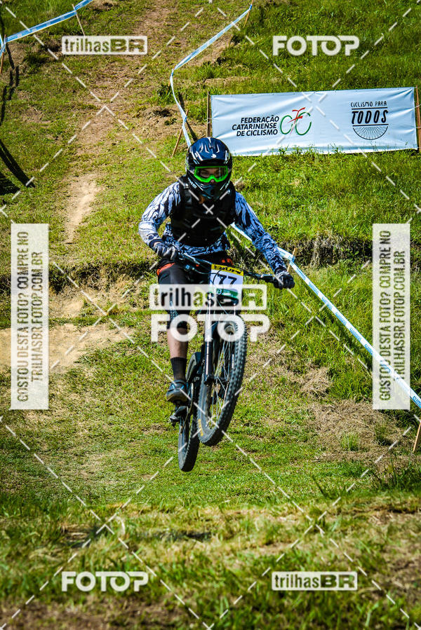Buy your photos of the eventSul Brasileiro de Downhill on Fotop