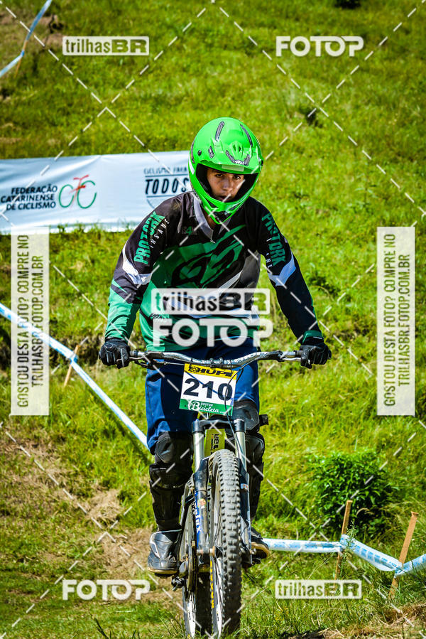 Buy your photos of the eventSul Brasileiro de Downhill on Fotop