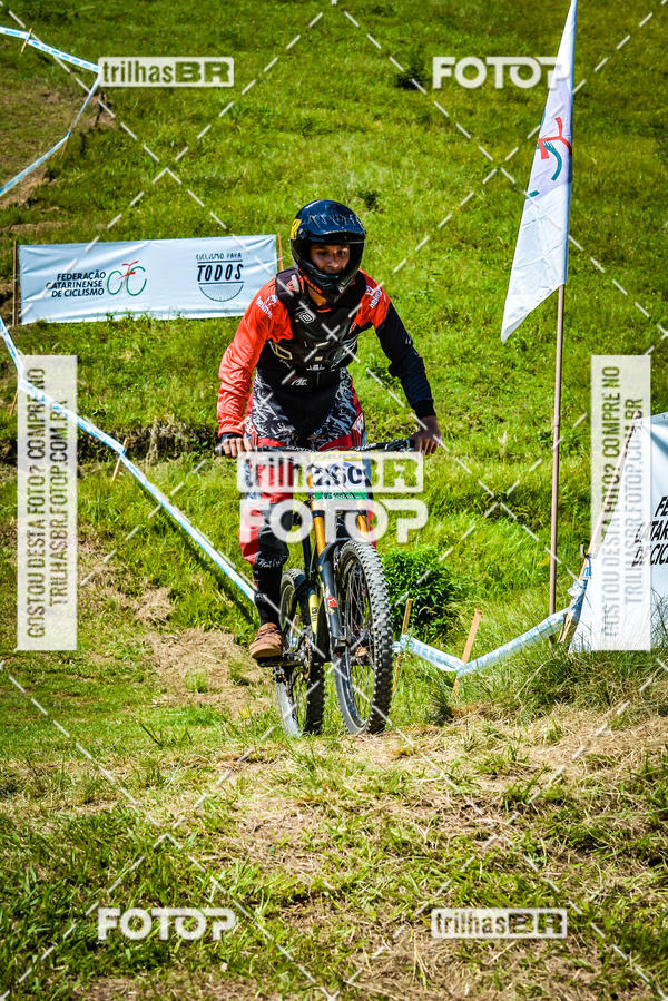 Buy your photos of the eventSul Brasileiro de Downhill on Fotop