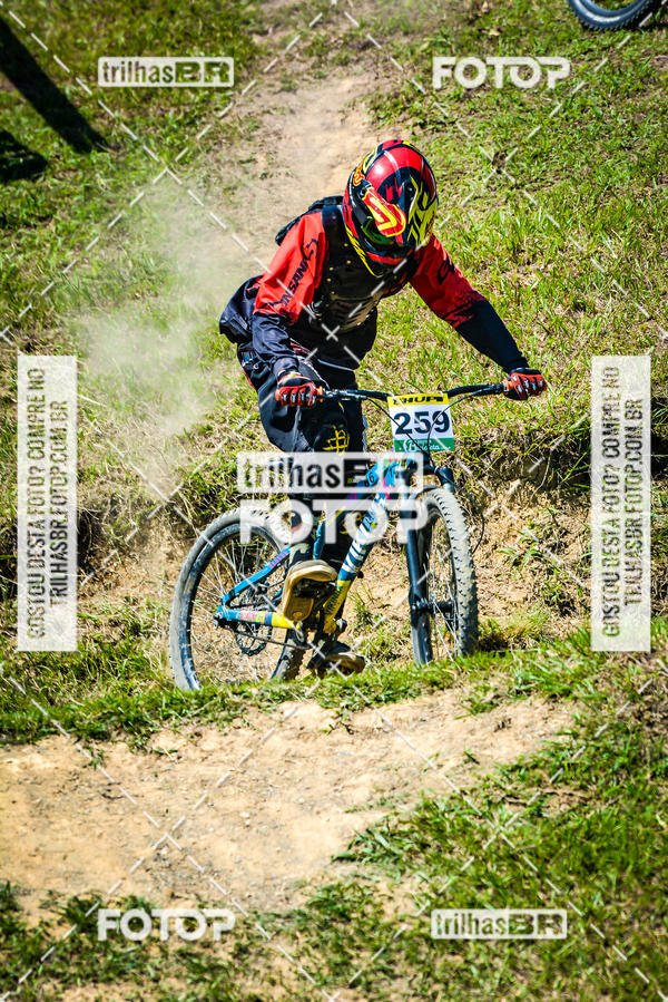 Buy your photos of the eventSul Brasileiro de Downhill on Fotop