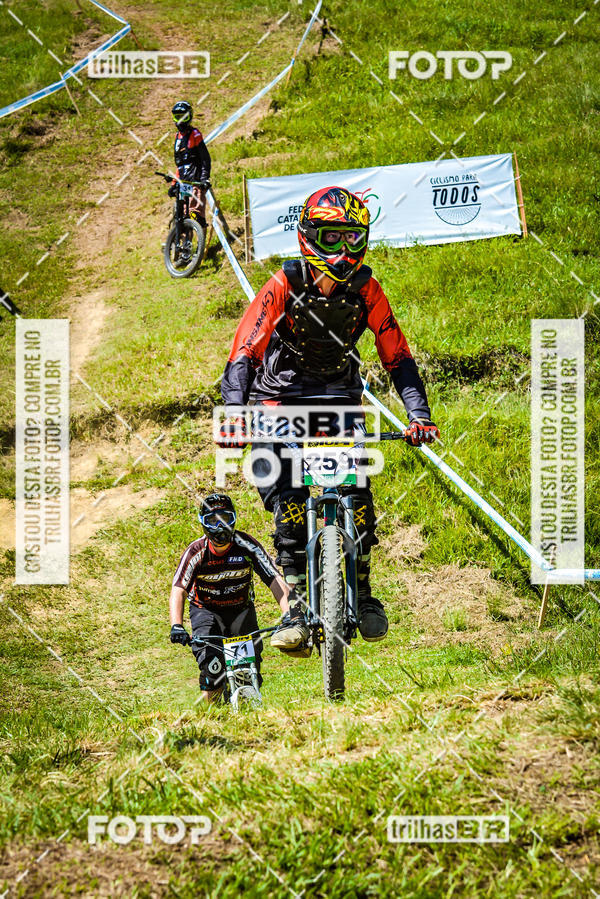 Buy your photos of the eventSul Brasileiro de Downhill on Fotop
