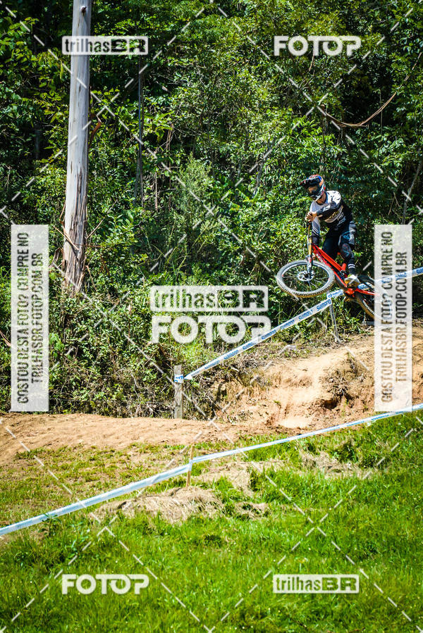Buy your photos of the eventSul Brasileiro de Downhill on Fotop