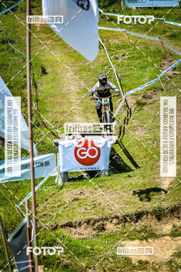 Buy your photos of the eventSul Brasileiro de Downhill on Fotop