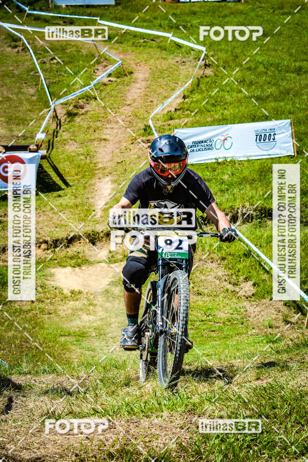 Buy your photos of the eventSul Brasileiro de Downhill on Fotop