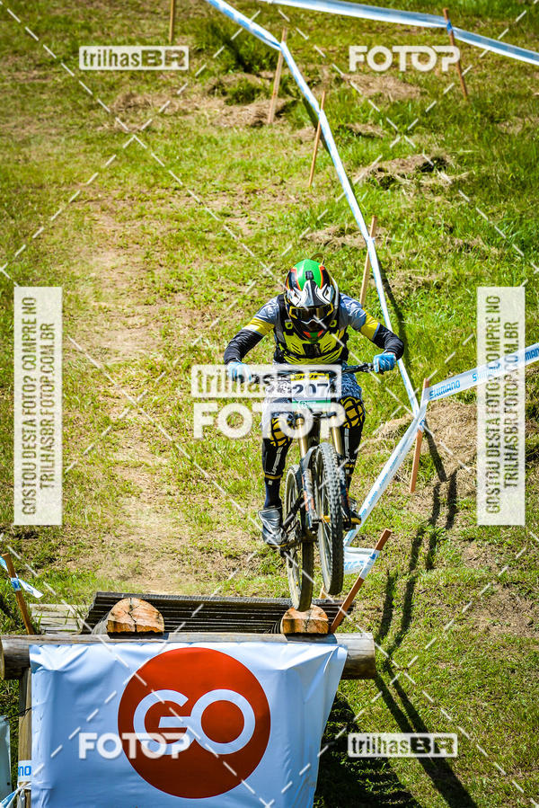 Buy your photos of the eventSul Brasileiro de Downhill on Fotop