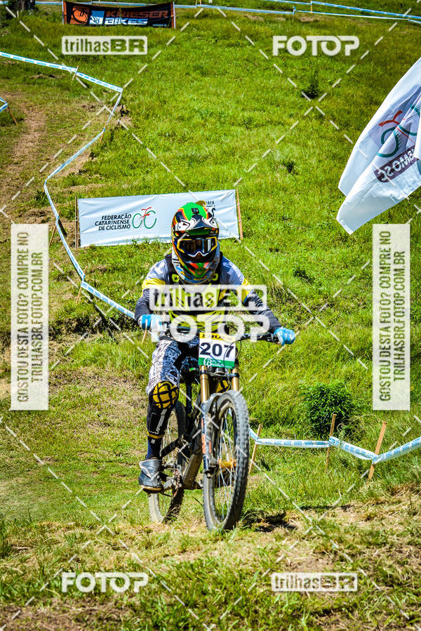 Buy your photos of the eventSul Brasileiro de Downhill on Fotop