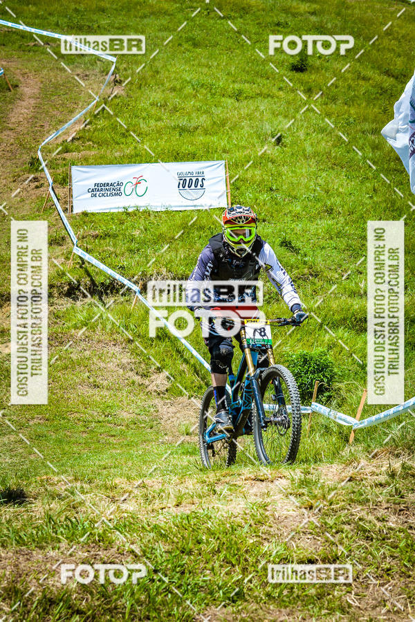 Buy your photos of the eventSul Brasileiro de Downhill on Fotop