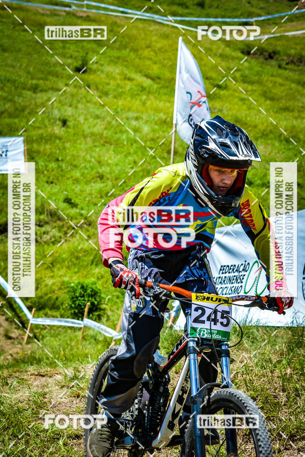 Buy your photos of the eventSul Brasileiro de Downhill on Fotop