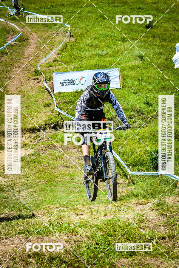 Buy your photos of the eventSul Brasileiro de Downhill on Fotop