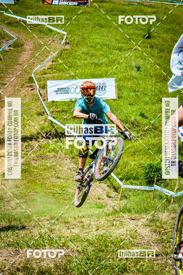 Buy your photos of the eventSul Brasileiro de Downhill on Fotop