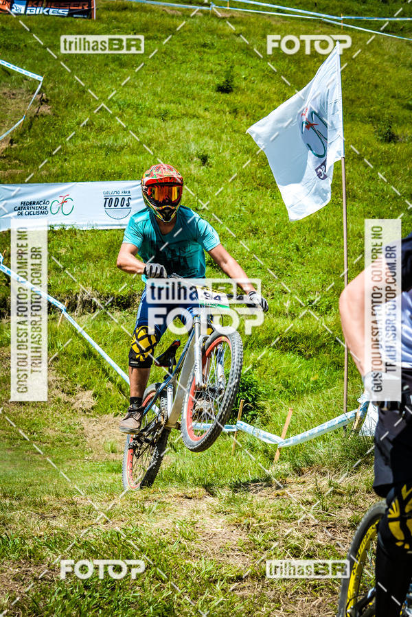 Buy your photos of the eventSul Brasileiro de Downhill on Fotop