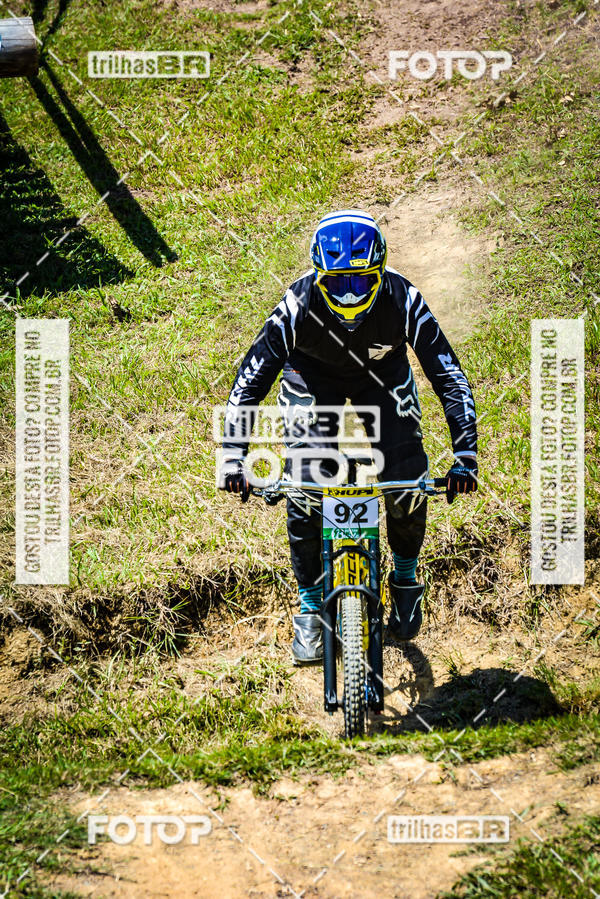 Buy your photos of the eventSul Brasileiro de Downhill on Fotop