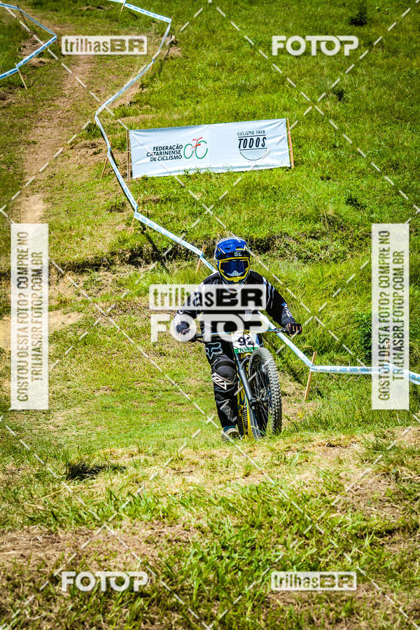 Buy your photos of the eventSul Brasileiro de Downhill on Fotop