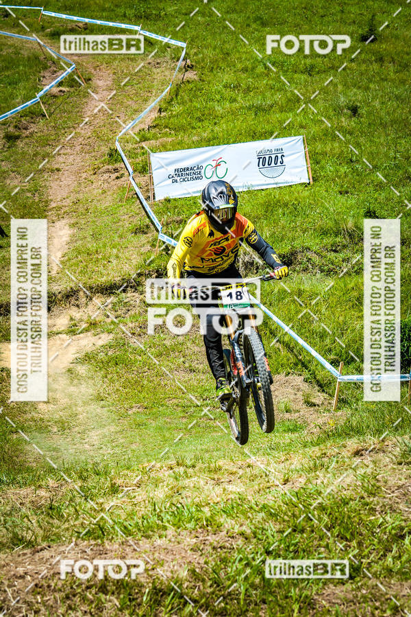 Buy your photos of the eventSul Brasileiro de Downhill on Fotop