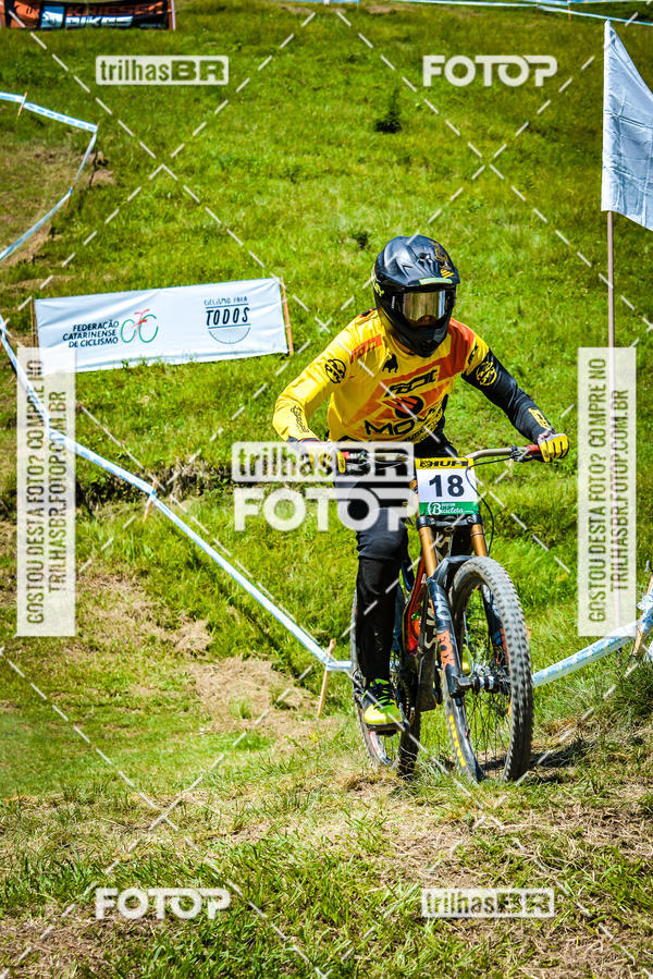 Buy your photos of the eventSul Brasileiro de Downhill on Fotop