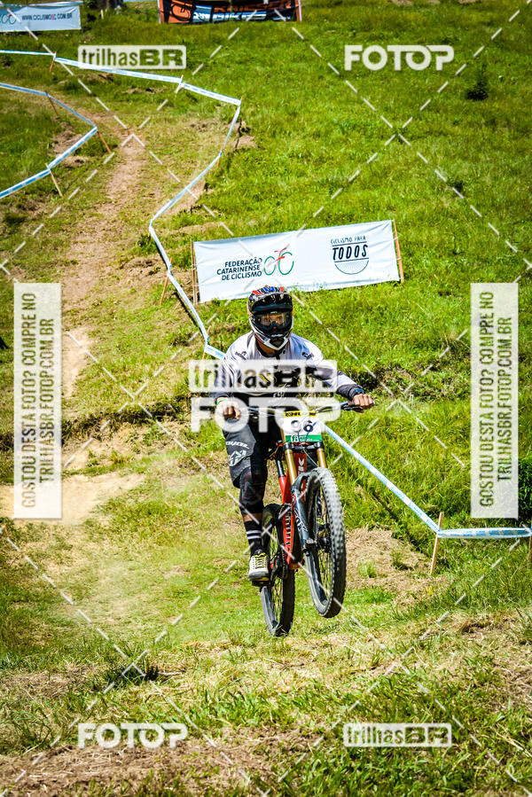 Buy your photos of the eventSul Brasileiro de Downhill on Fotop