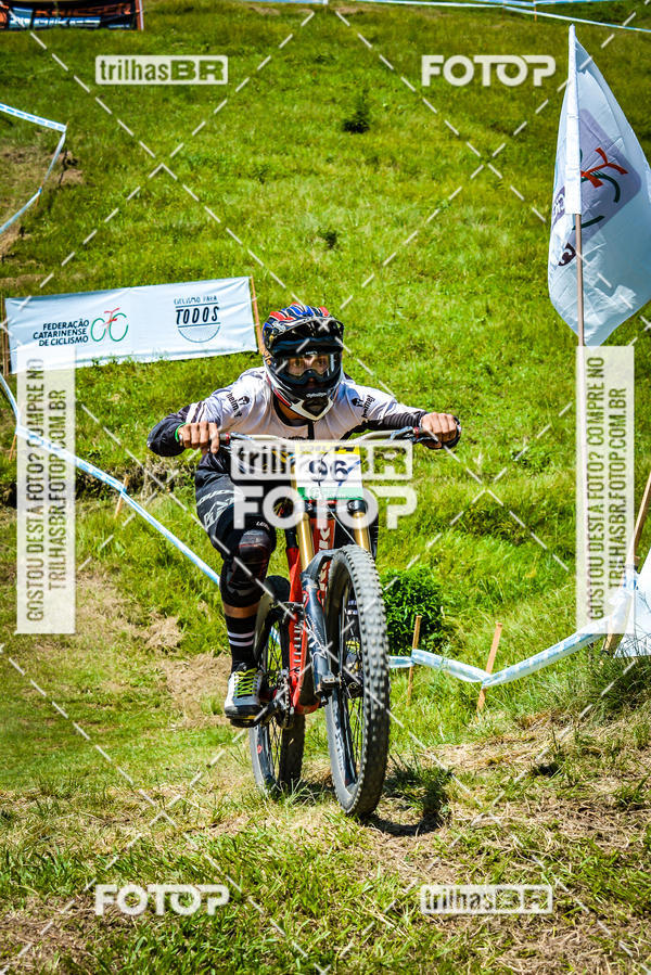 Buy your photos of the eventSul Brasileiro de Downhill on Fotop