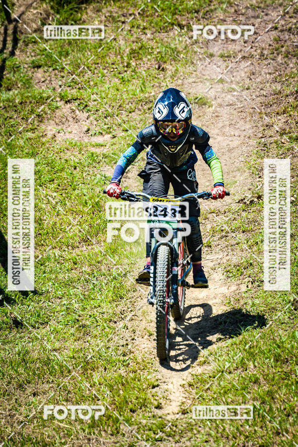Buy your photos of the eventSul Brasileiro de Downhill on Fotop