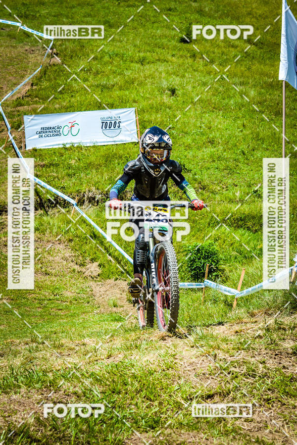Buy your photos of the eventSul Brasileiro de Downhill on Fotop
