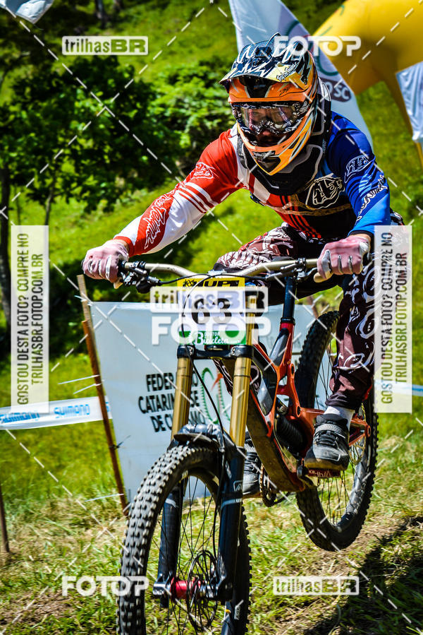 Buy your photos of the eventSul Brasileiro de Downhill on Fotop