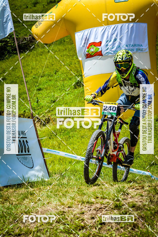 Buy your photos of the eventSul Brasileiro de Downhill on Fotop