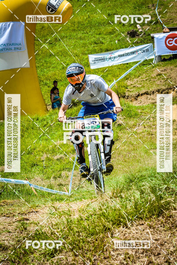 Buy your photos of the eventSul Brasileiro de Downhill on Fotop