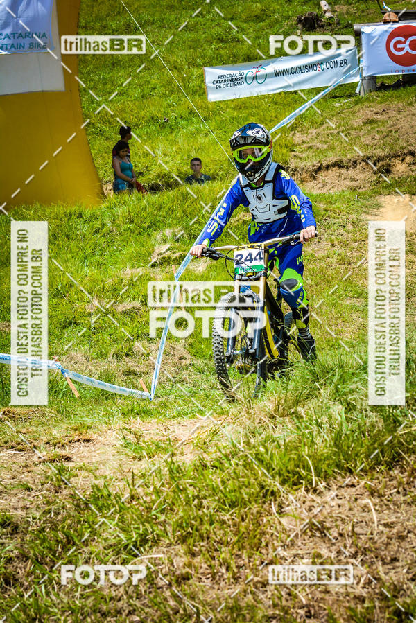 Buy your photos of the eventSul Brasileiro de Downhill on Fotop